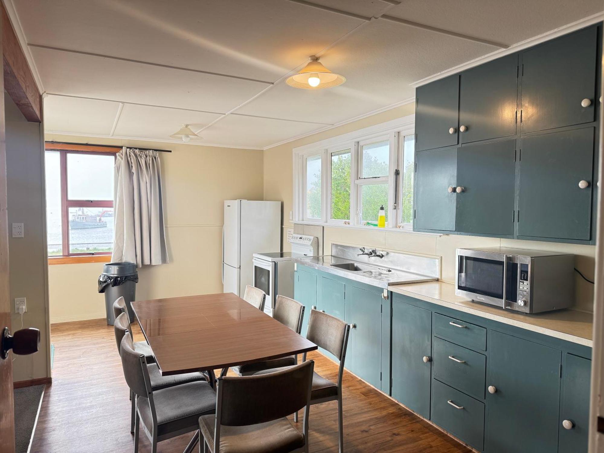 South Sea Hotel - Stewart Island 하프문베이 외부 사진